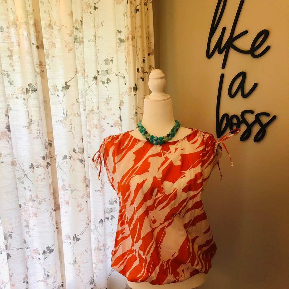 Michael Kors - Adorable Sleeveless Top With Ties